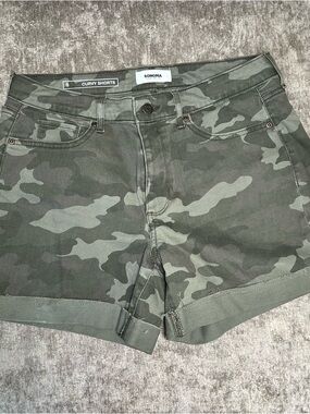 Sonoma Green Camo Curvy Jean Shorts